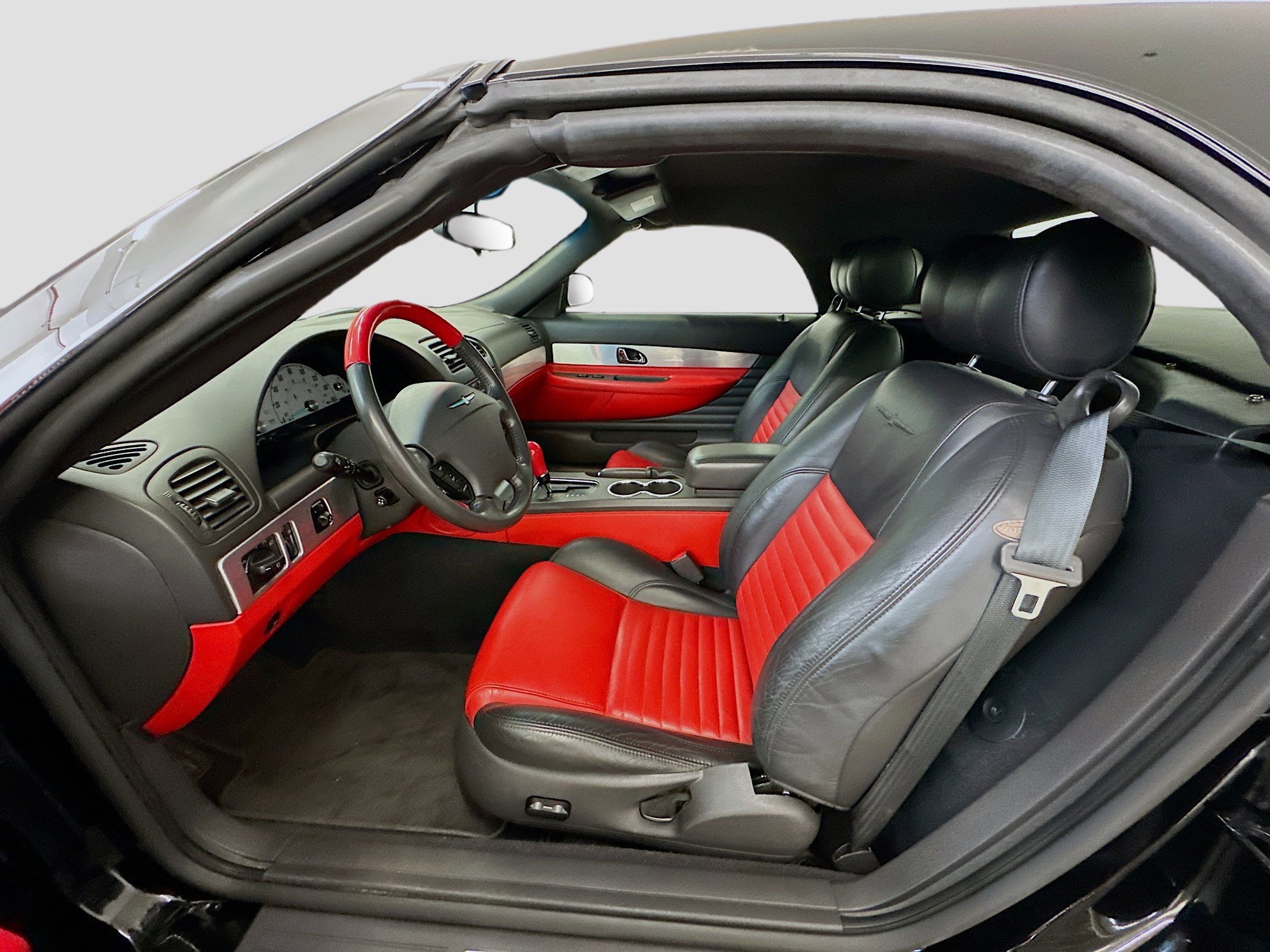 Used 2002 Ford Thunderbird image 13