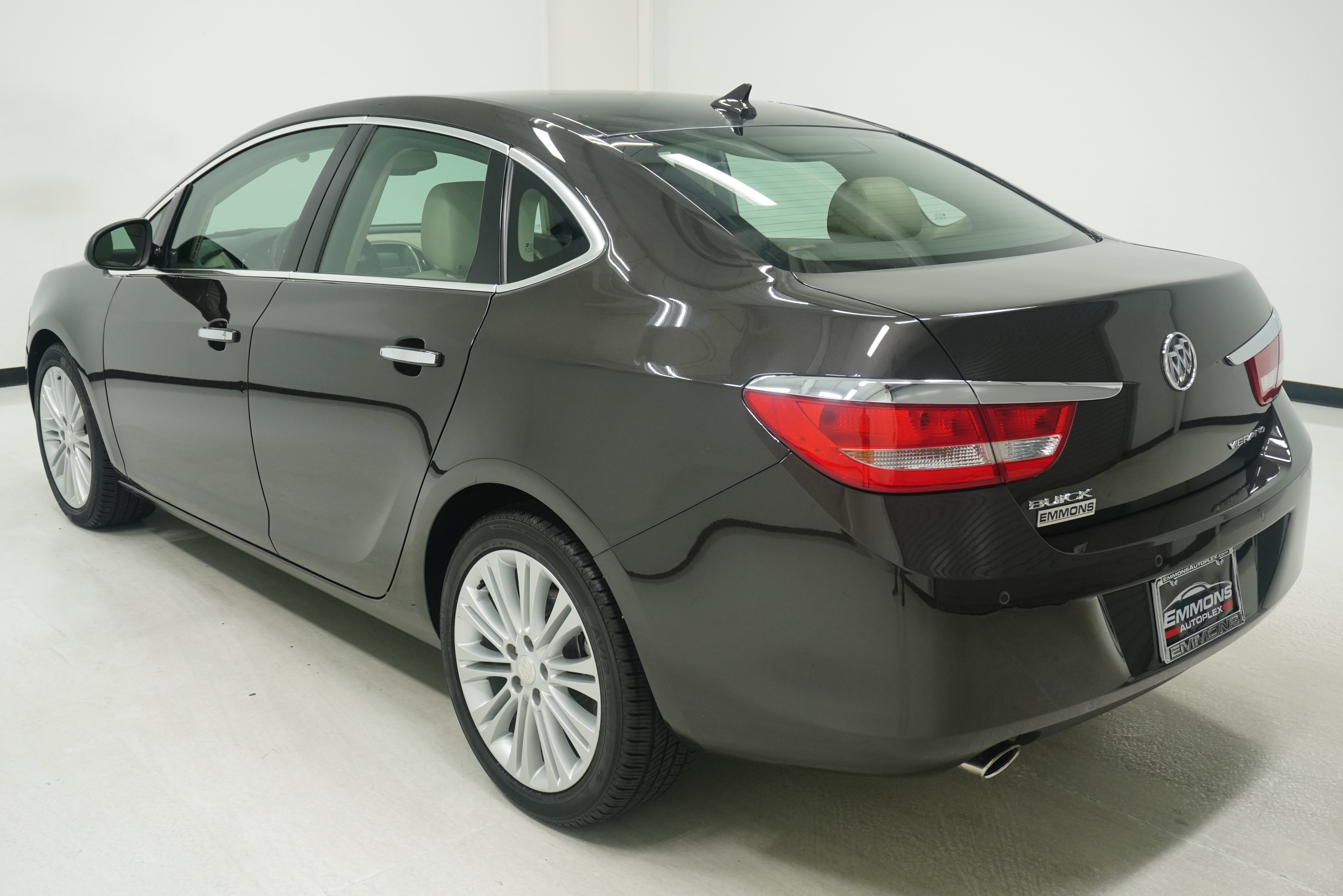 Used 2013 Buick Verano Convenience FWD image 6