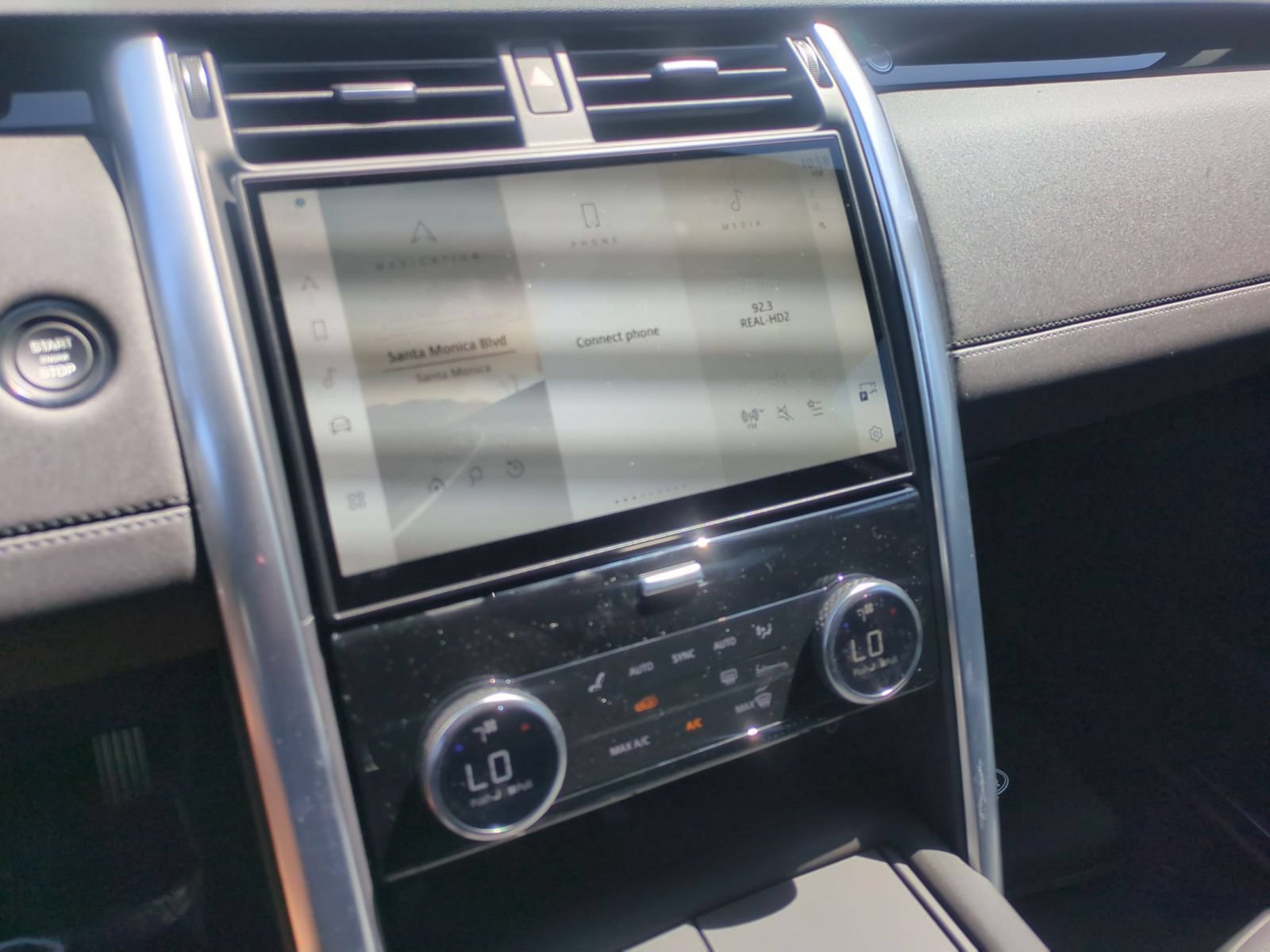 New 2026 Land Rover Discovery S AWD/4WD image 19