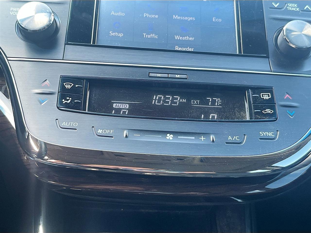 Used 2015 Toyota Avalon XLE Premium image 15