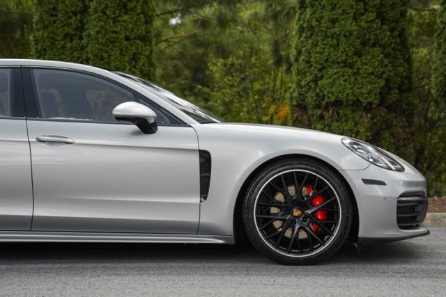 Used 2021 Porsche Panamera 4S w/ Premium Package AWD/4WD image 10