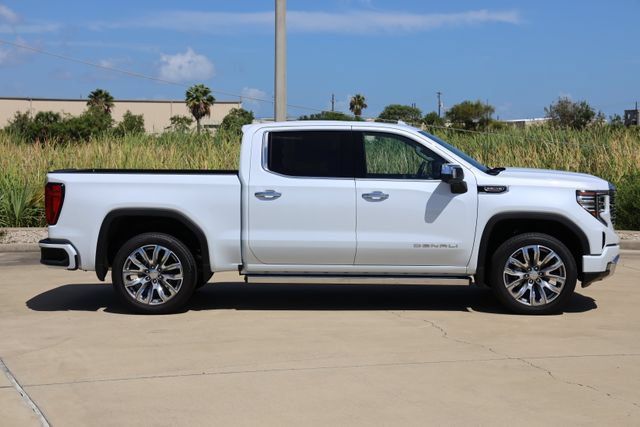 New 2026 GMC Sierra 1500 Denali w/ Technology Package AWD/4WD image 4