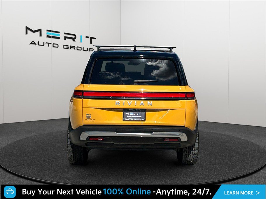Used 2023 Rivian R1S AWD Adventure Quad image 8