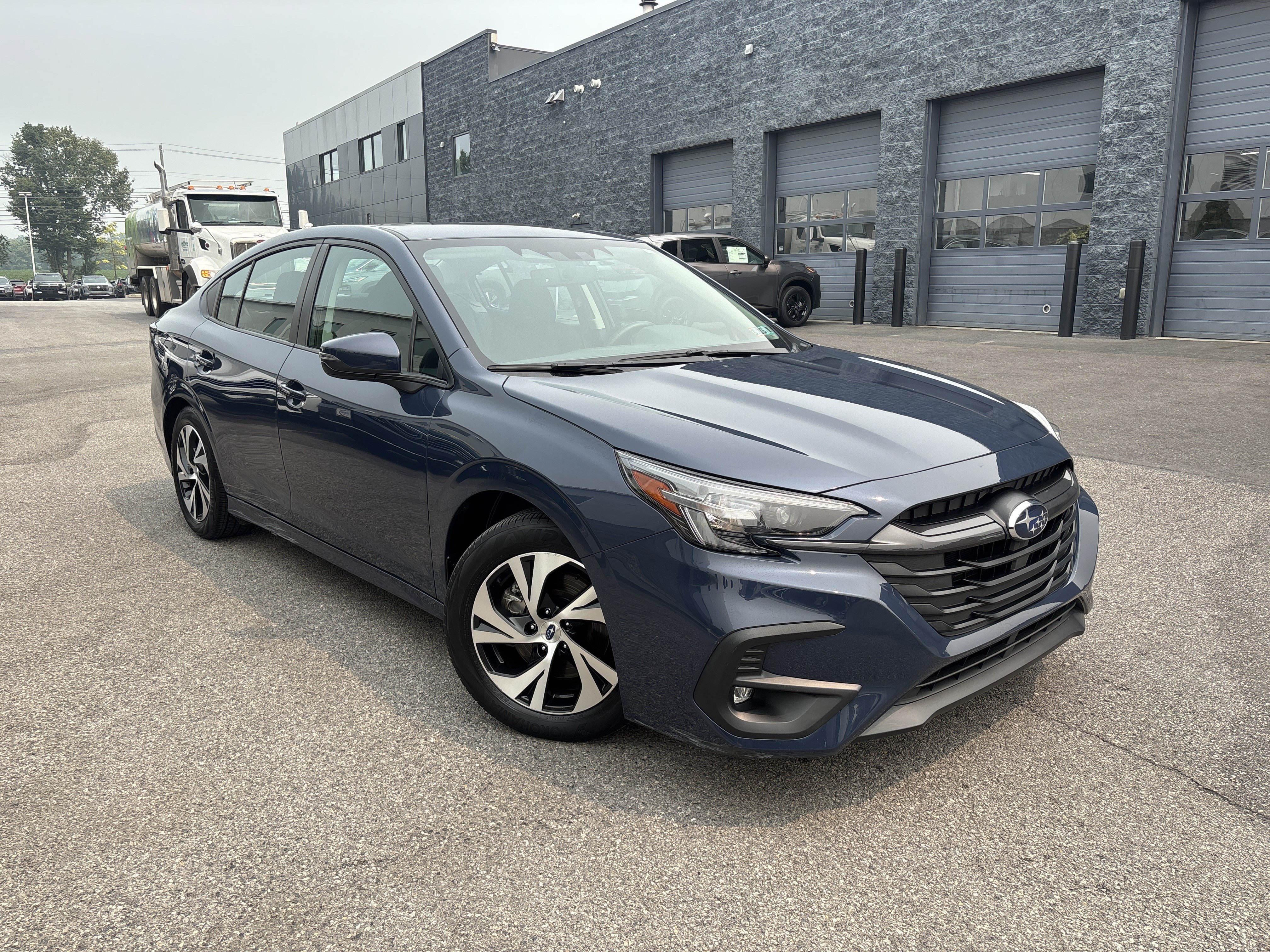 Used 2024 Subaru Legacy Premium AWD/4WD image 15