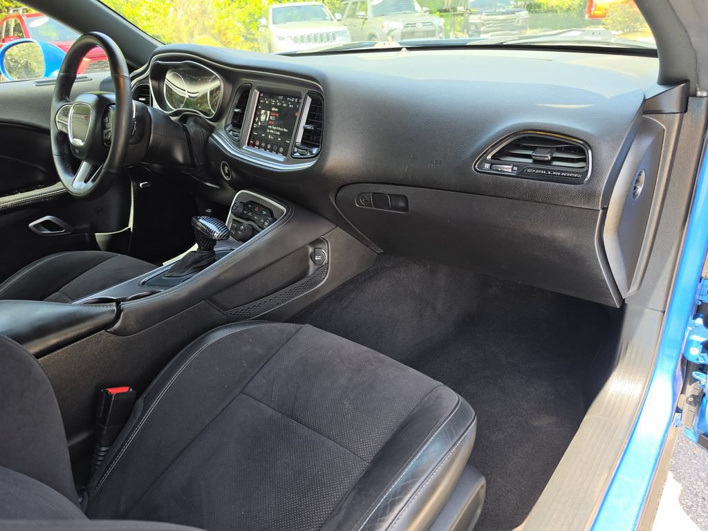 Certified 2019 Dodge Challenger GT w/ Plus Package RWD image 11