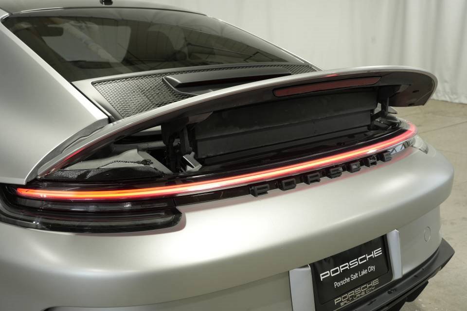 Used 2022 Porsche 911 GT3 image 51