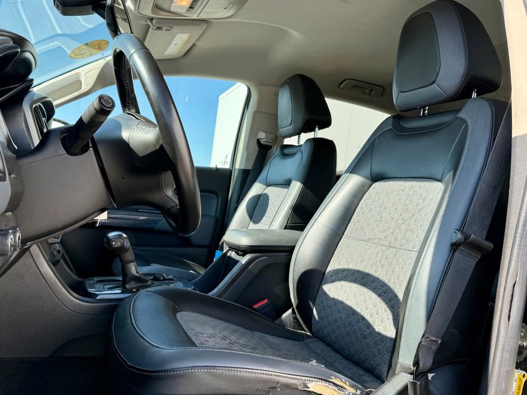 Used 2015 Chevrolet Colorado Z71 image 10