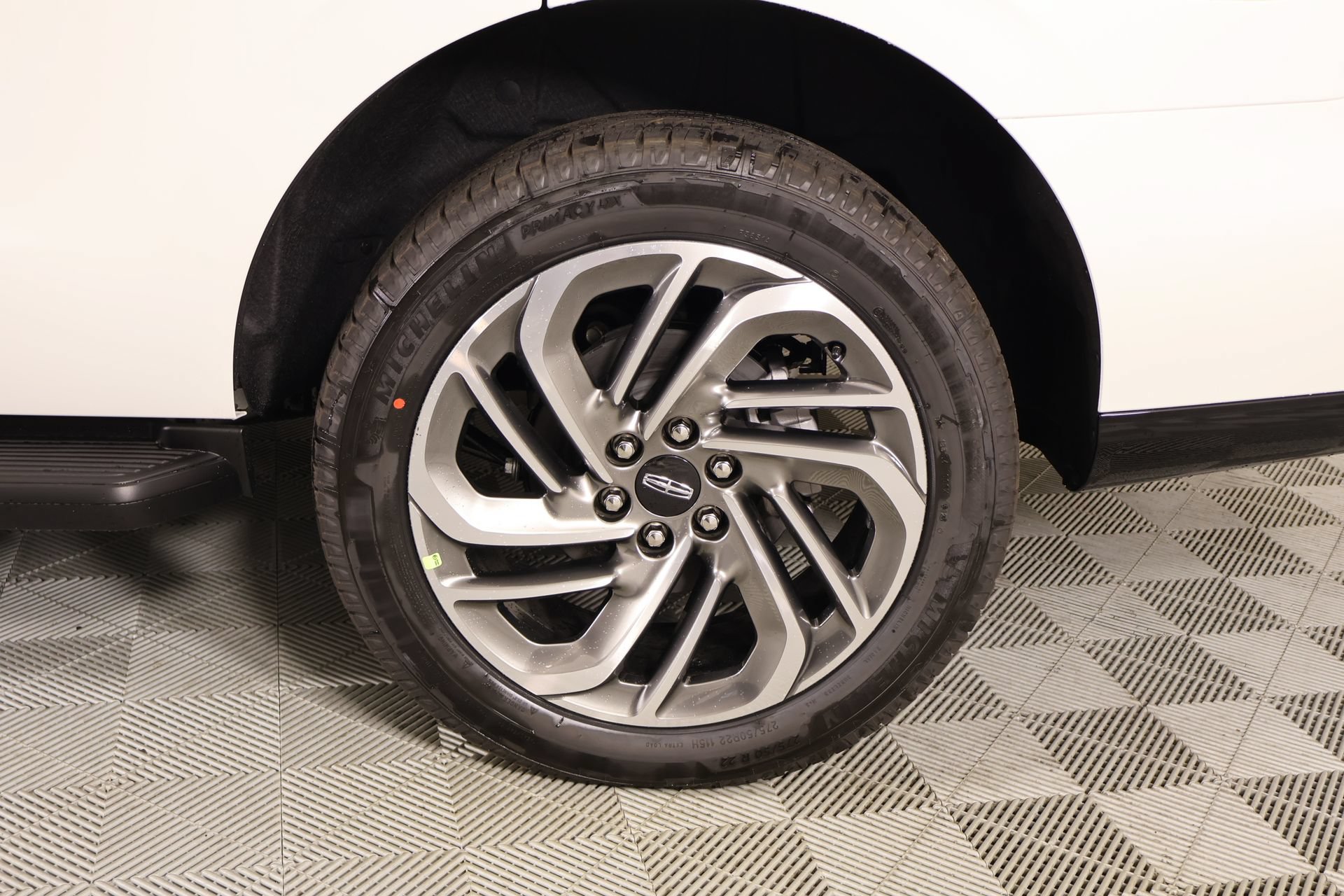 New 2026 Lincoln Navigator Premiere AWD/4WD image 19