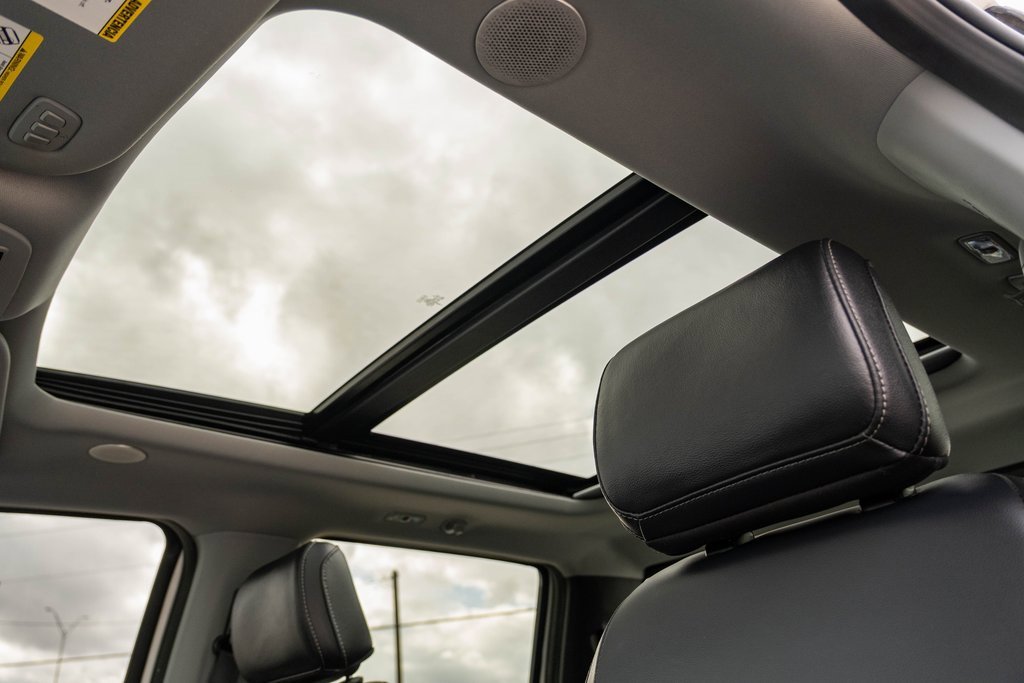 Used 2024 Ford F250 Lariat w/ Lariat Ultimate Package image 25