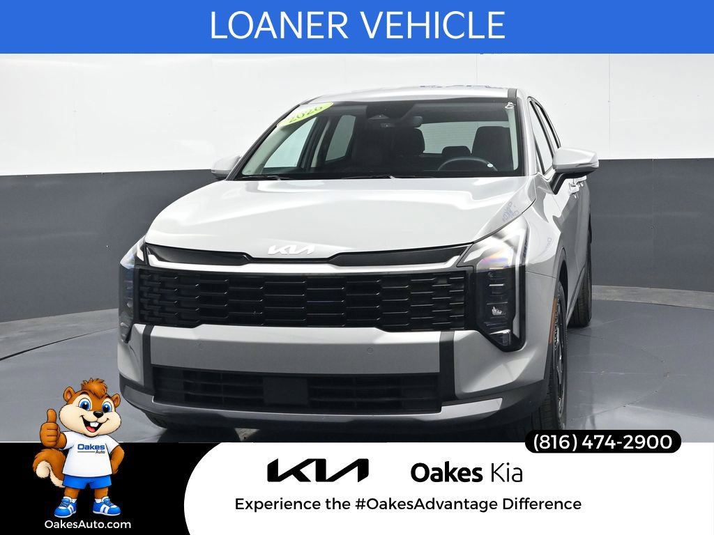 Certified 2026 Kia Sportage EX FWD image 2