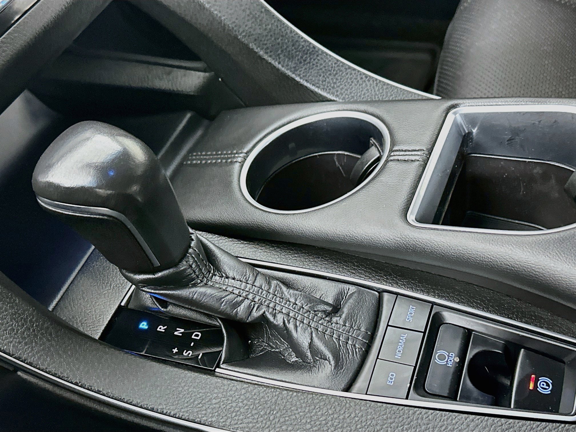 Certified 2021 Toyota Avalon XSE FWD image 17