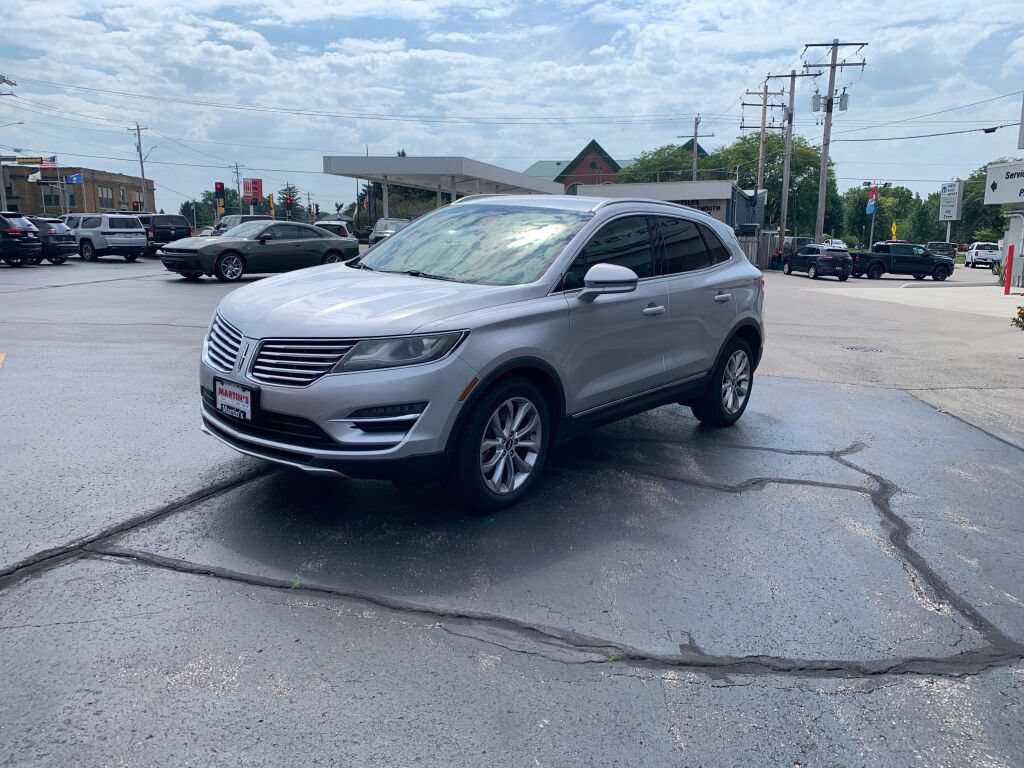 Used 2015 Lincoln MKC FWD w/ Equipment Group 101A Select image 3