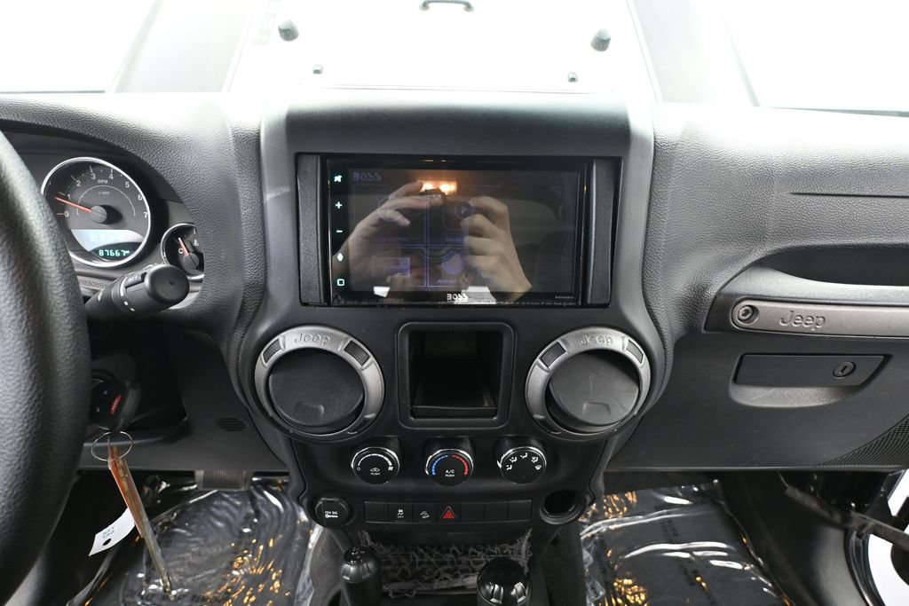 Used 2016 Jeep Wrangler Unlimited Sport AWD/4WD image 23