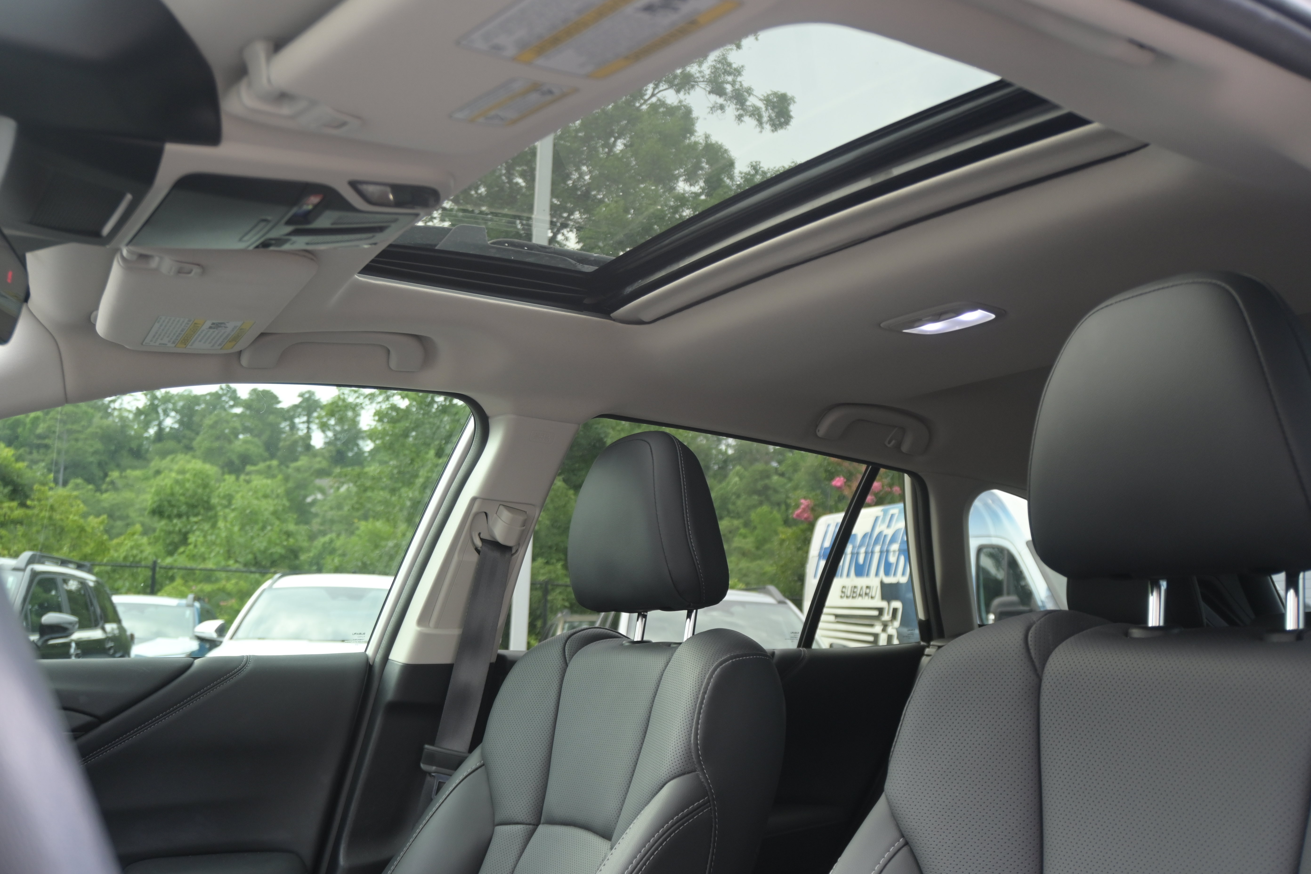 Used 2024 Subaru Outback Limited XT AWD/4WD image 19