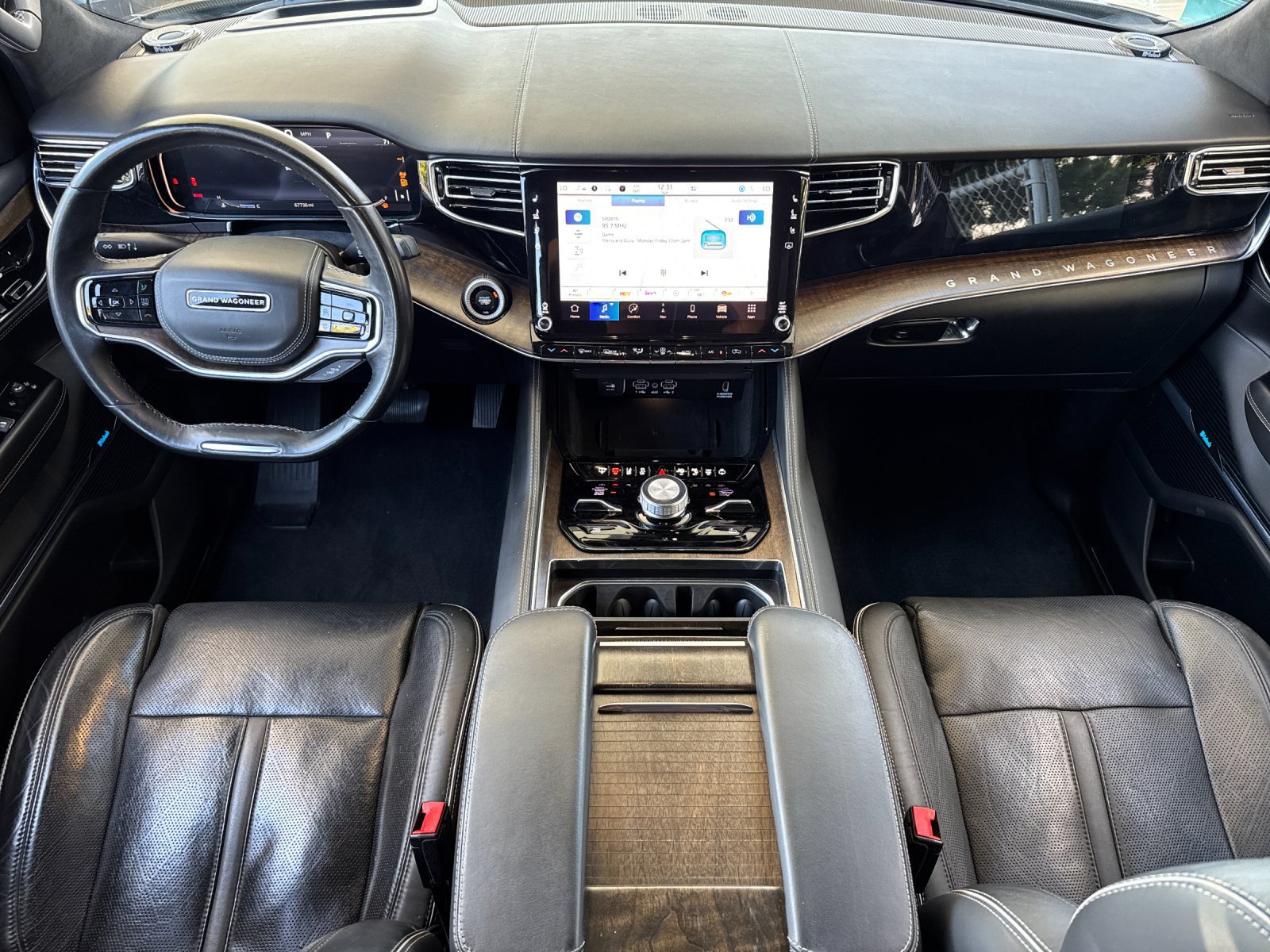Used 2022 Jeep Grand Wagoneer Series II w/ Premium Group II AWD/4WD image 13