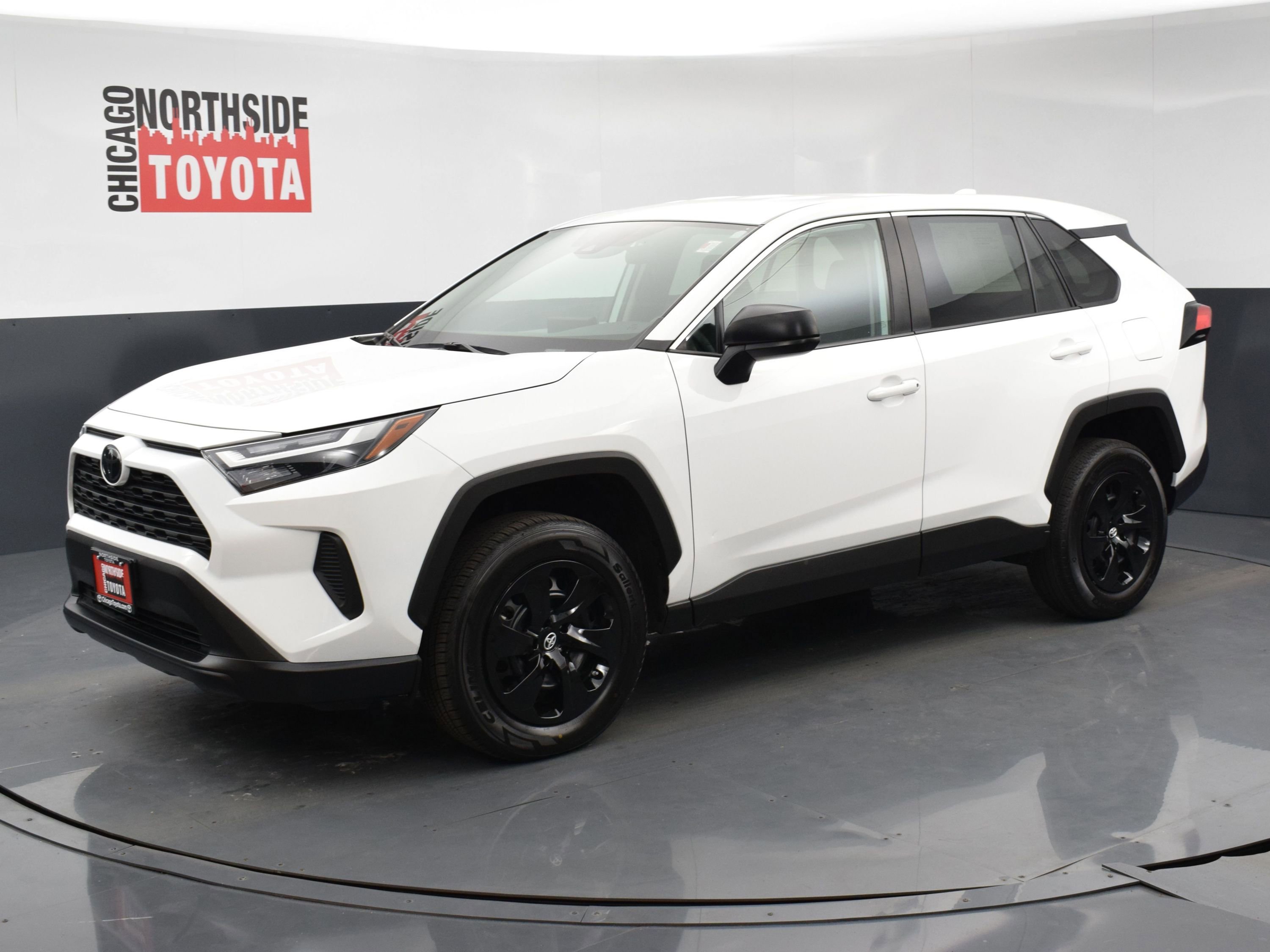 Used 2024 Toyota RAV4 LE image 8