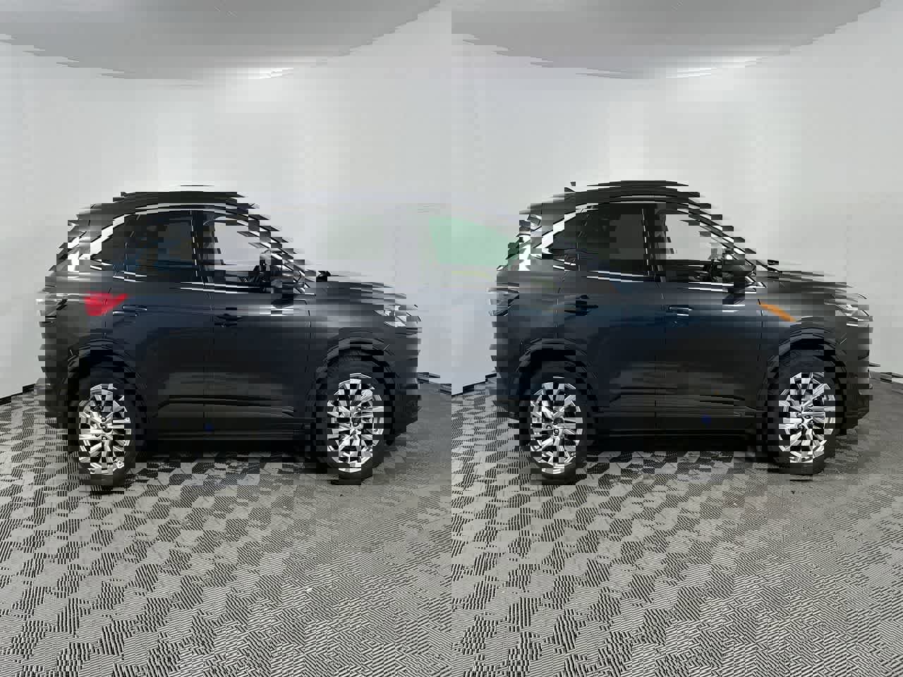 Used 2022 Ford Escape Titanium w/ Titanium Elite Package image 20