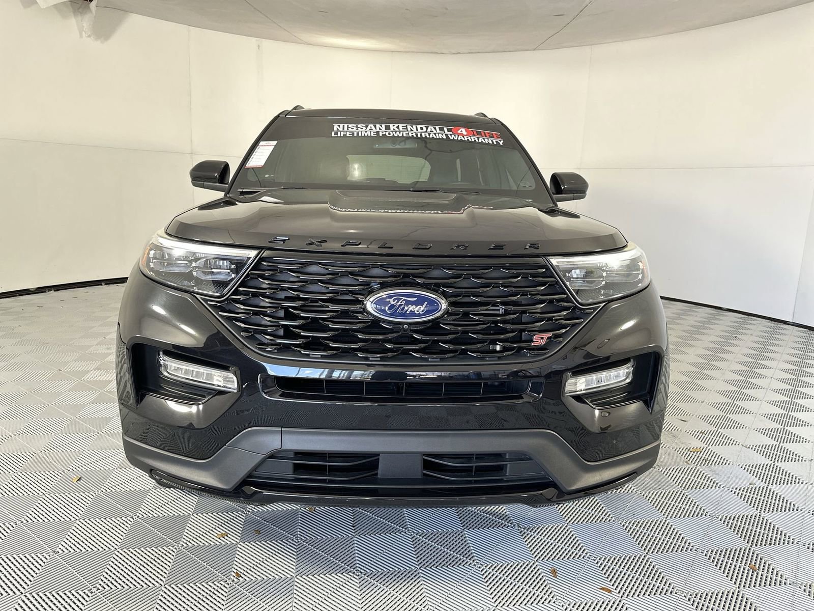 Used 2022 Ford Explorer ST-Line w/ Class IV Trailer Tow Package RWD image 3