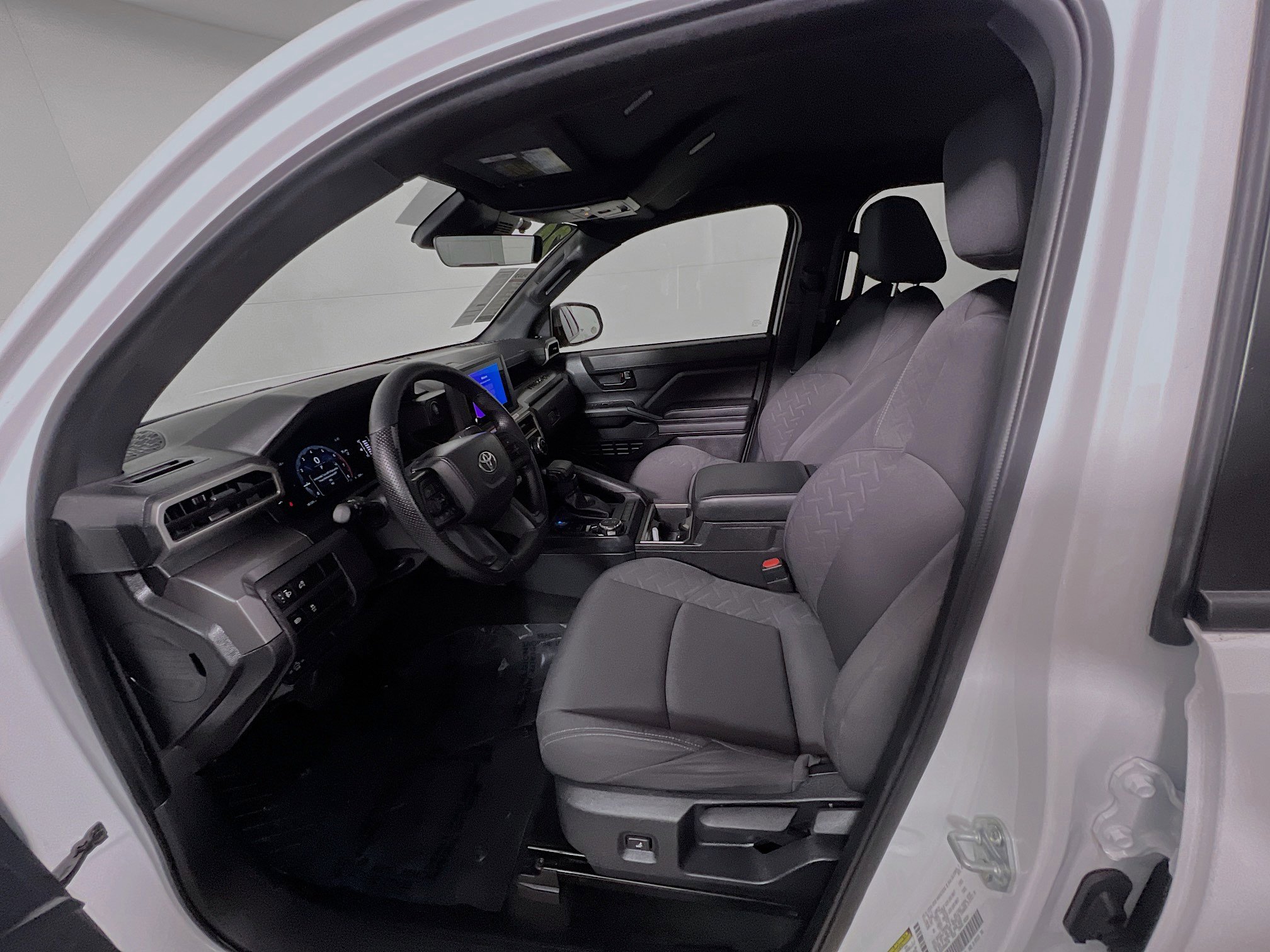 Used 2024 Toyota Tacoma SR5 image 15