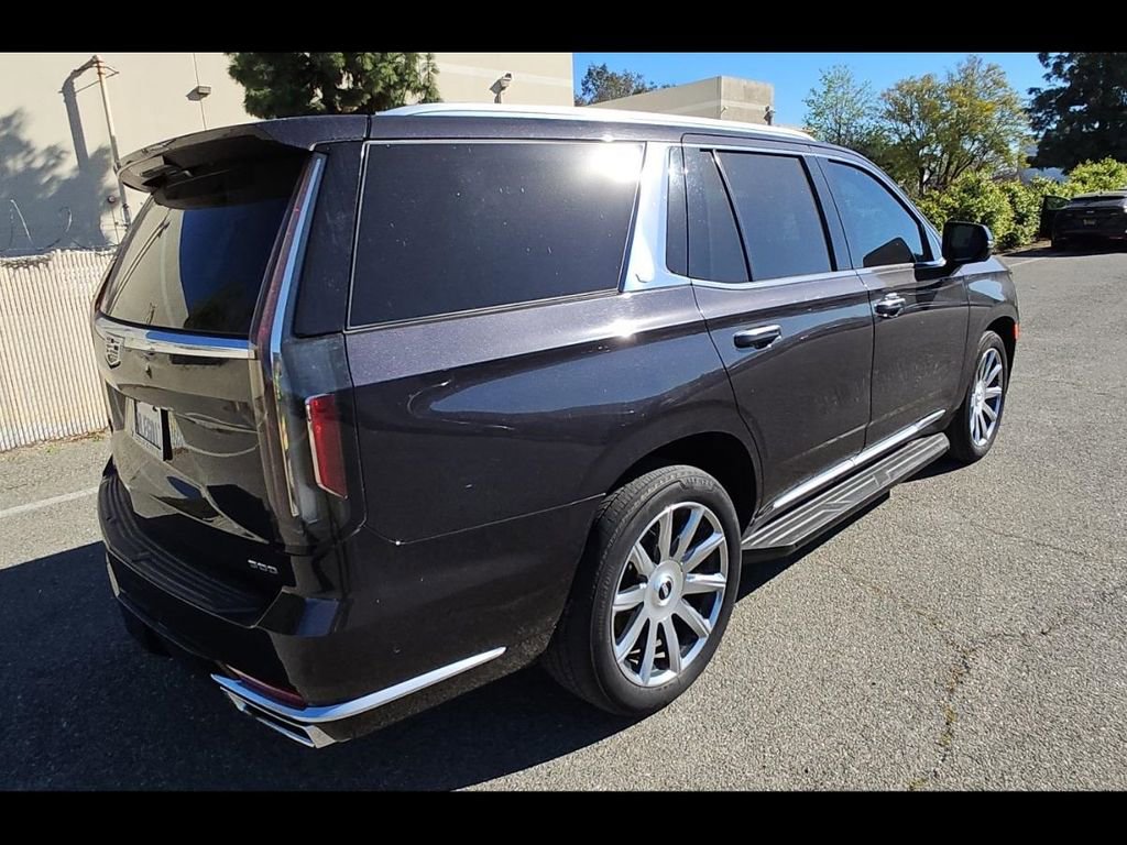 Used 2022 Cadillac Escalade Premium Luxury Platinum image 8