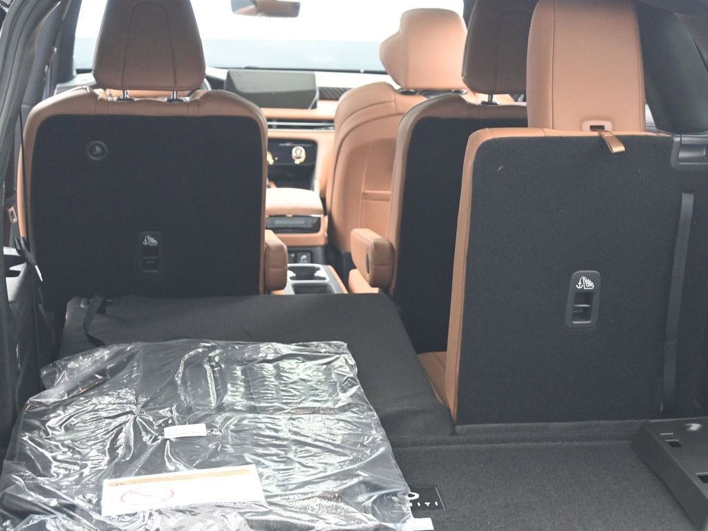 New 2026 INFINITI QX60 Autograph w/ Dark Cargo Package image 24