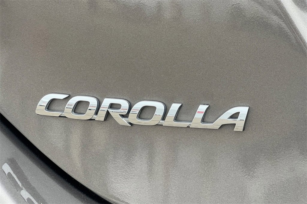 Certified 2018 Toyota Corolla LE image 26