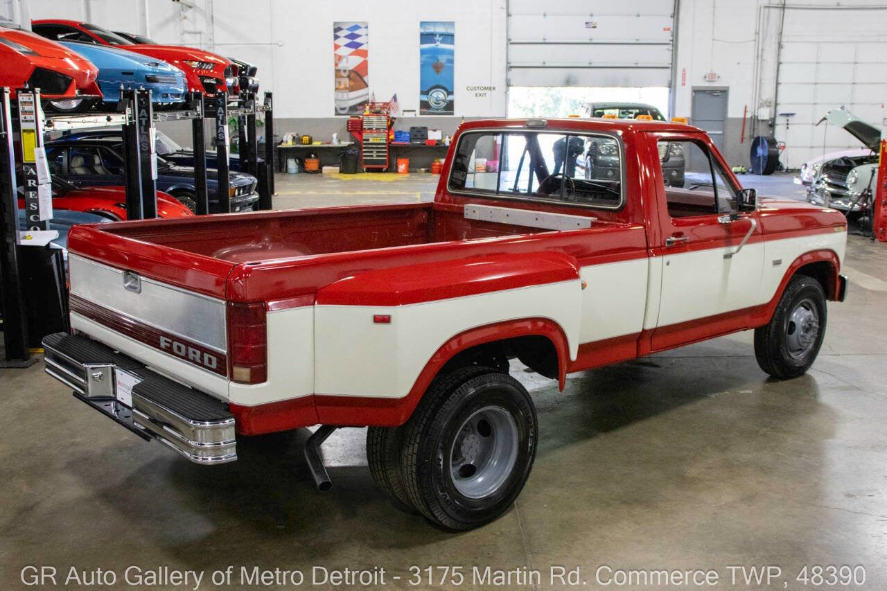 Used 1986 Ford F350 2WD Regular Cab image 7