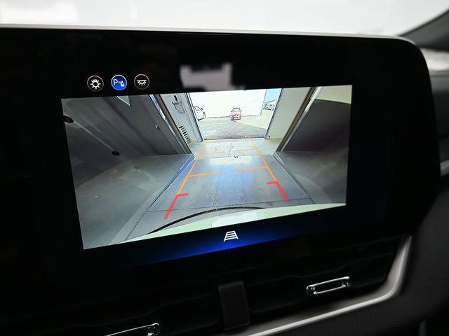 New 2026 Chevrolet Equinox LT w/ LPO, Floor Liner Package image 30