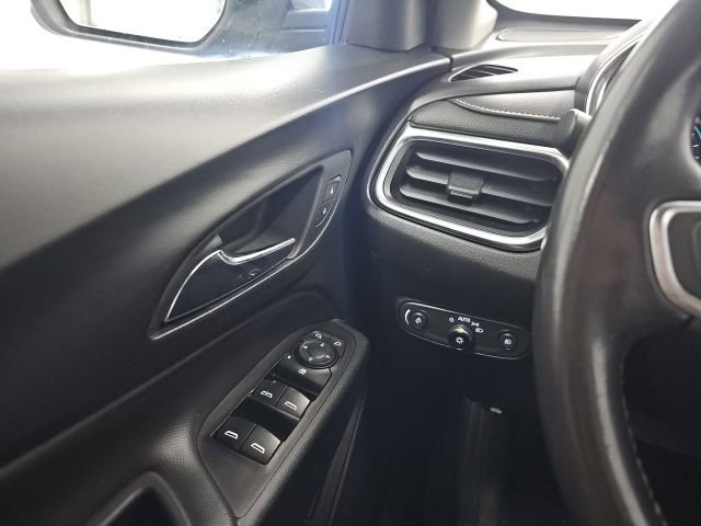 Used 2020 Chevrolet Equinox Premier image 15