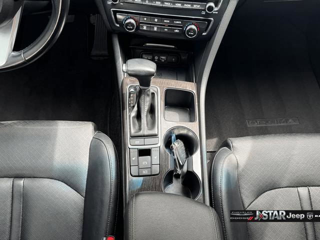 Used 2020 Kia Optima EX image 17