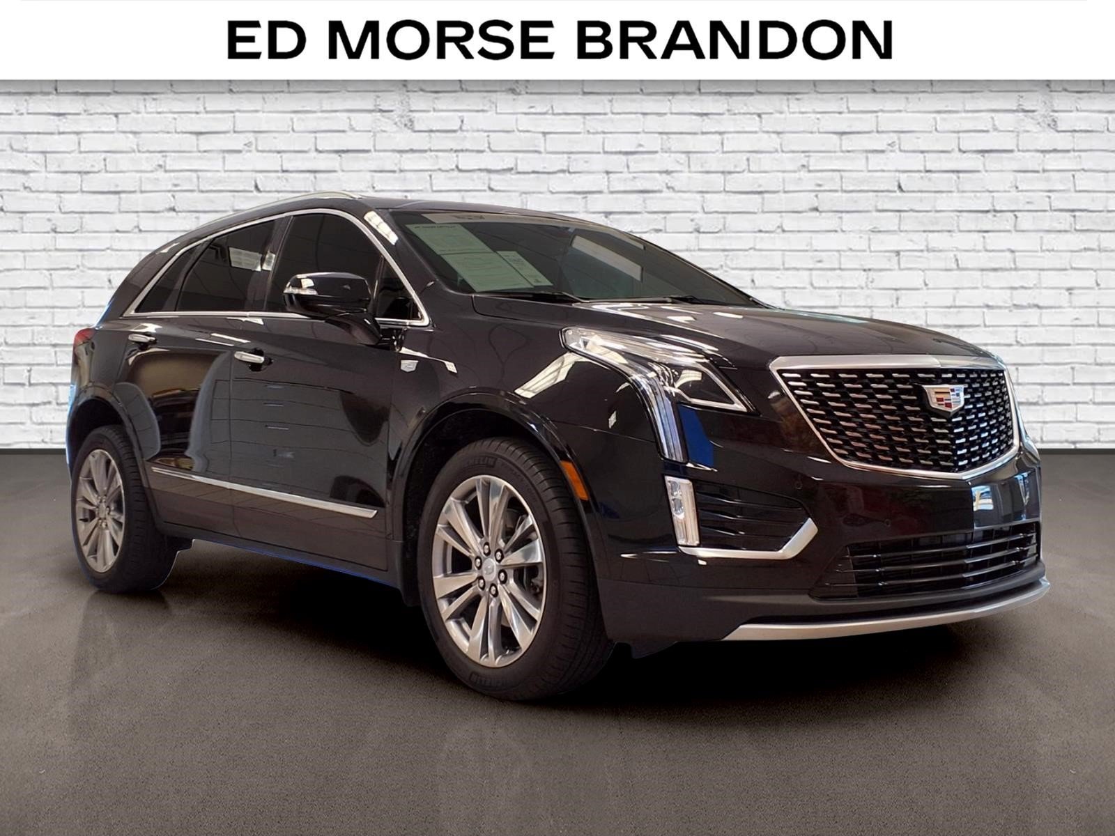 Certified 2024 Cadillac XT5 Premium Luxury FWD image 6