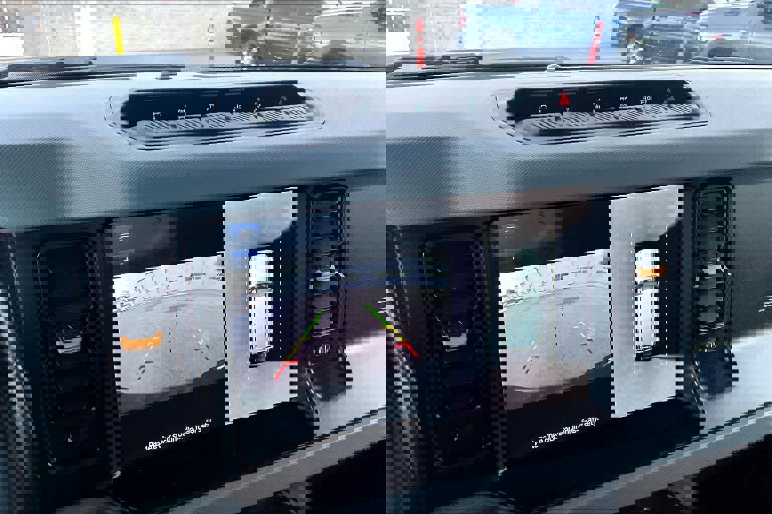 Used 2021 Ford Bronco Badlands image 27