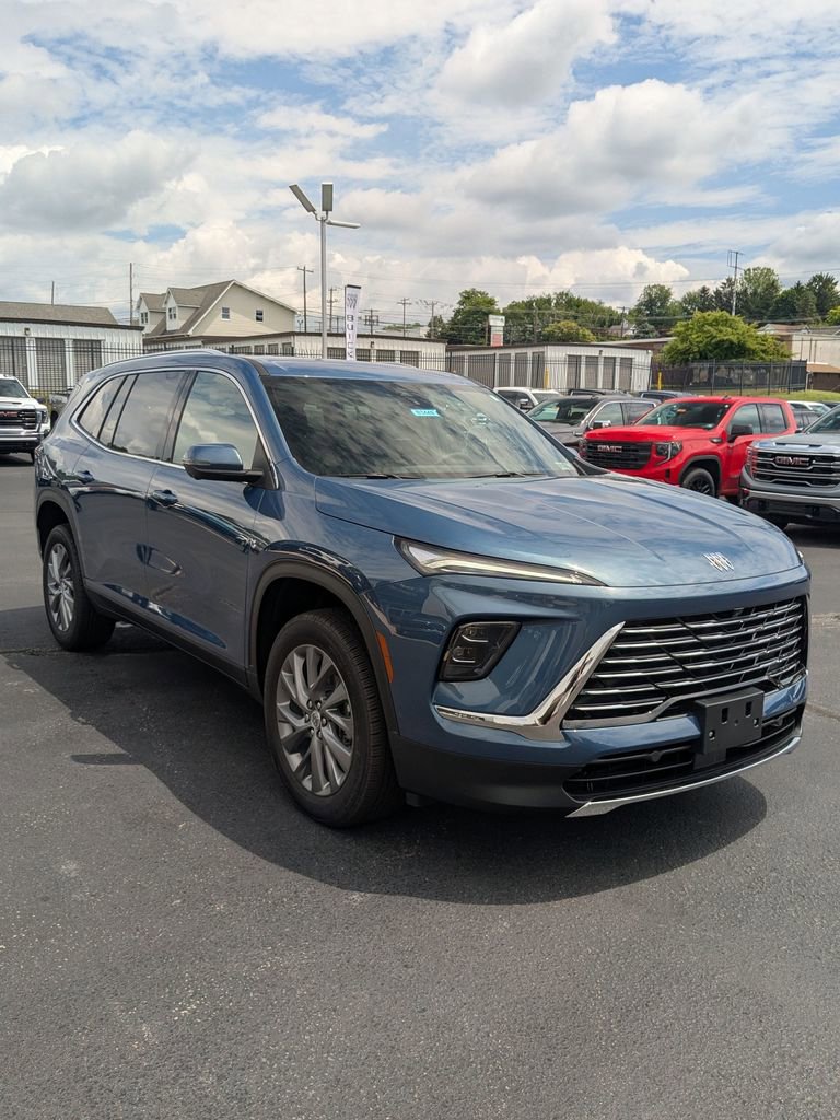 New 2025 Buick Enclave Preferred image 3