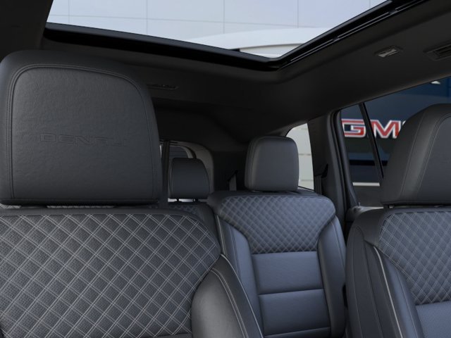 New 2027 GMC Acadia Denali w/ Denali Reserve Package AWD/4WD image 24