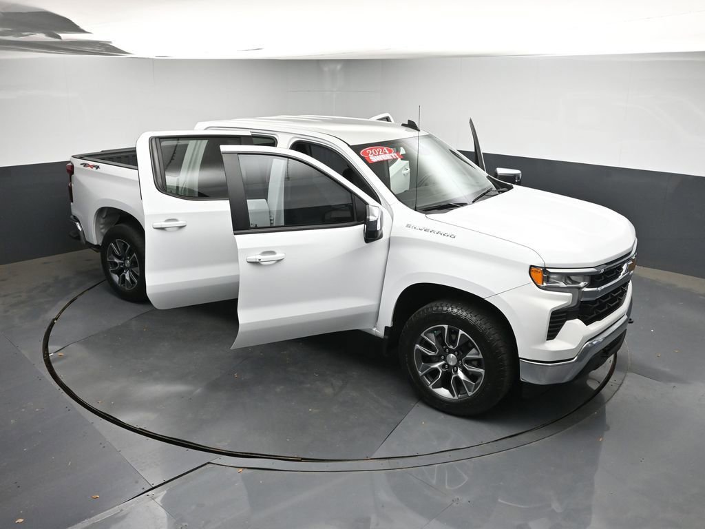 Used 2024 Chevrolet Silverado 1500 LT AWD/4WD image 26