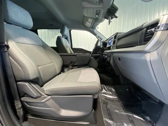 Used 2025 Ford F250 XLT image 25