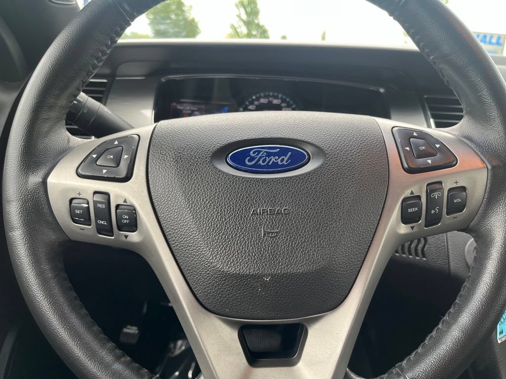 Used 2014 Ford Taurus SEL w/ Equipment Group 201A FWD image 19
