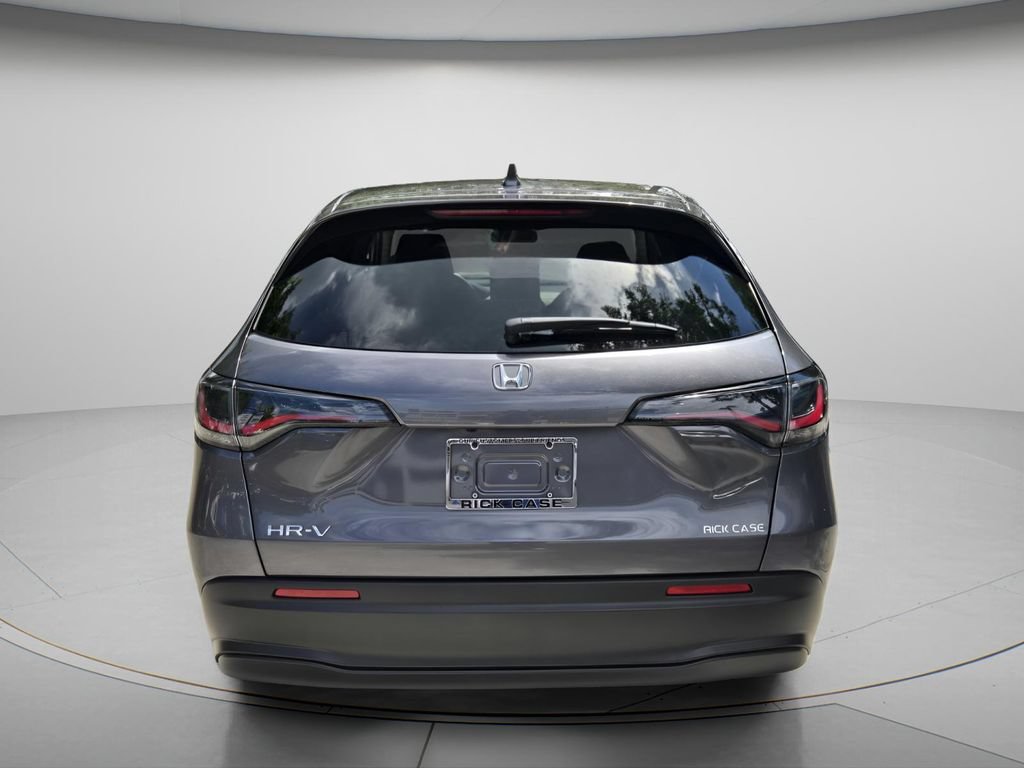 Certified 2027 Honda HR-V LX image 6