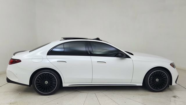 Used 2024 Mercedes-Benz E 450 4MATIC Sedan w/ Airmatic Package image 6