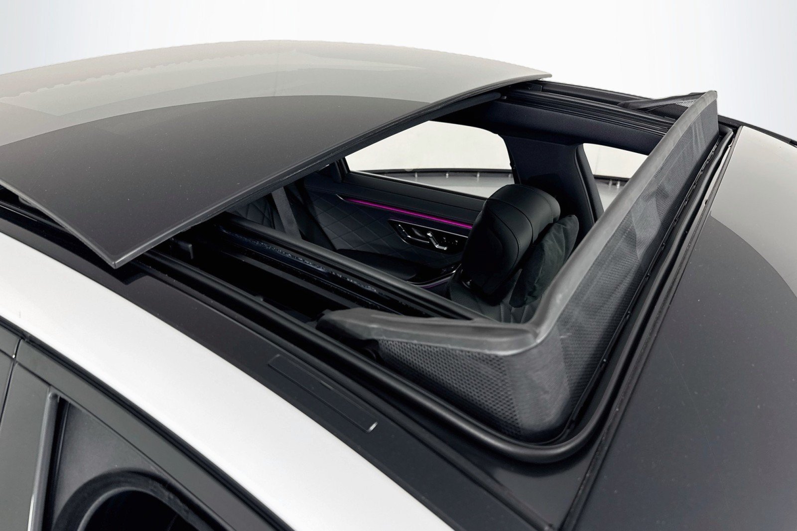 Certified 2026 Mercedes-Benz S 580e 4MATIC Sedan image 24