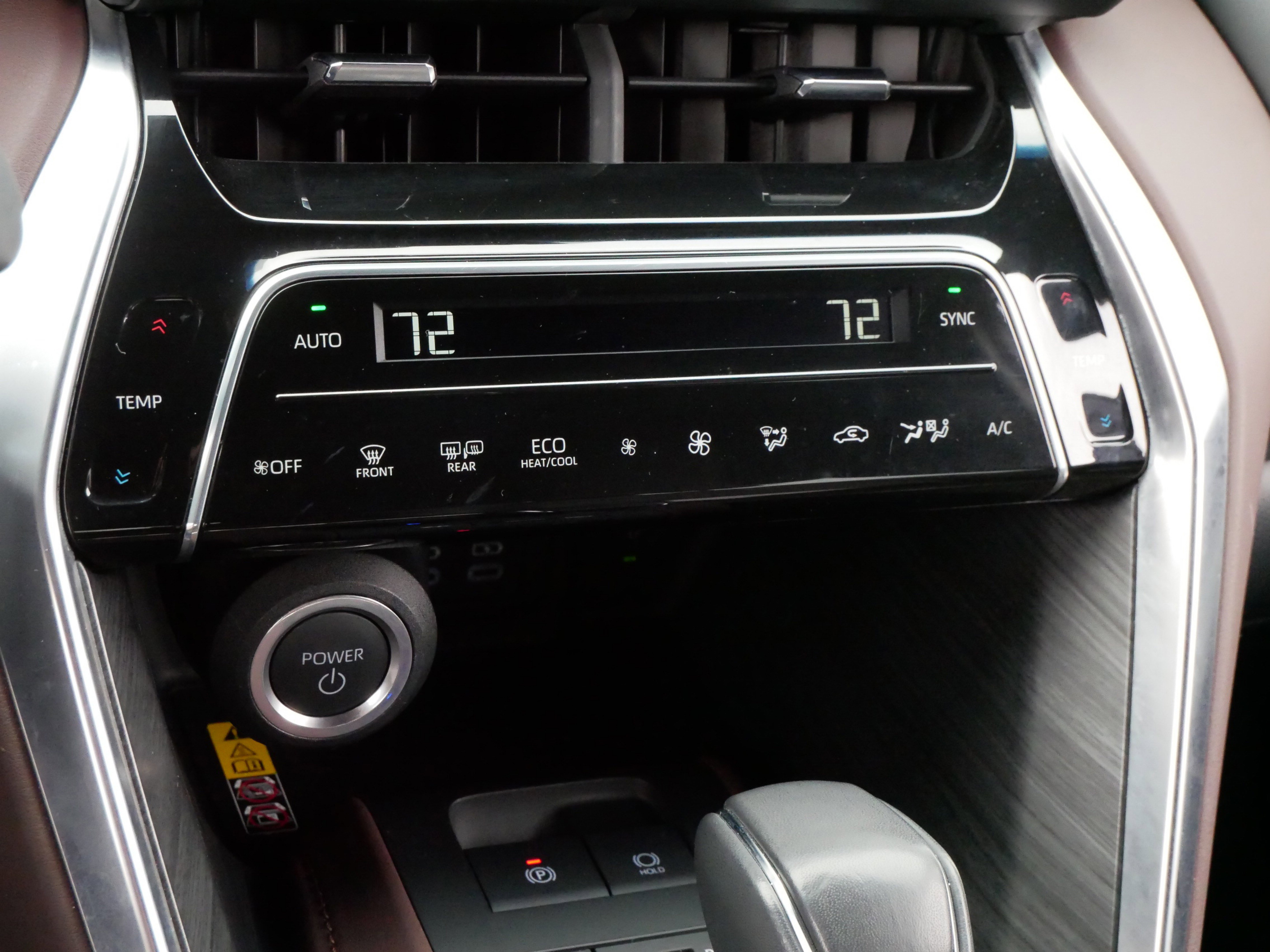 New 2024 Toyota Venza Limited image 23