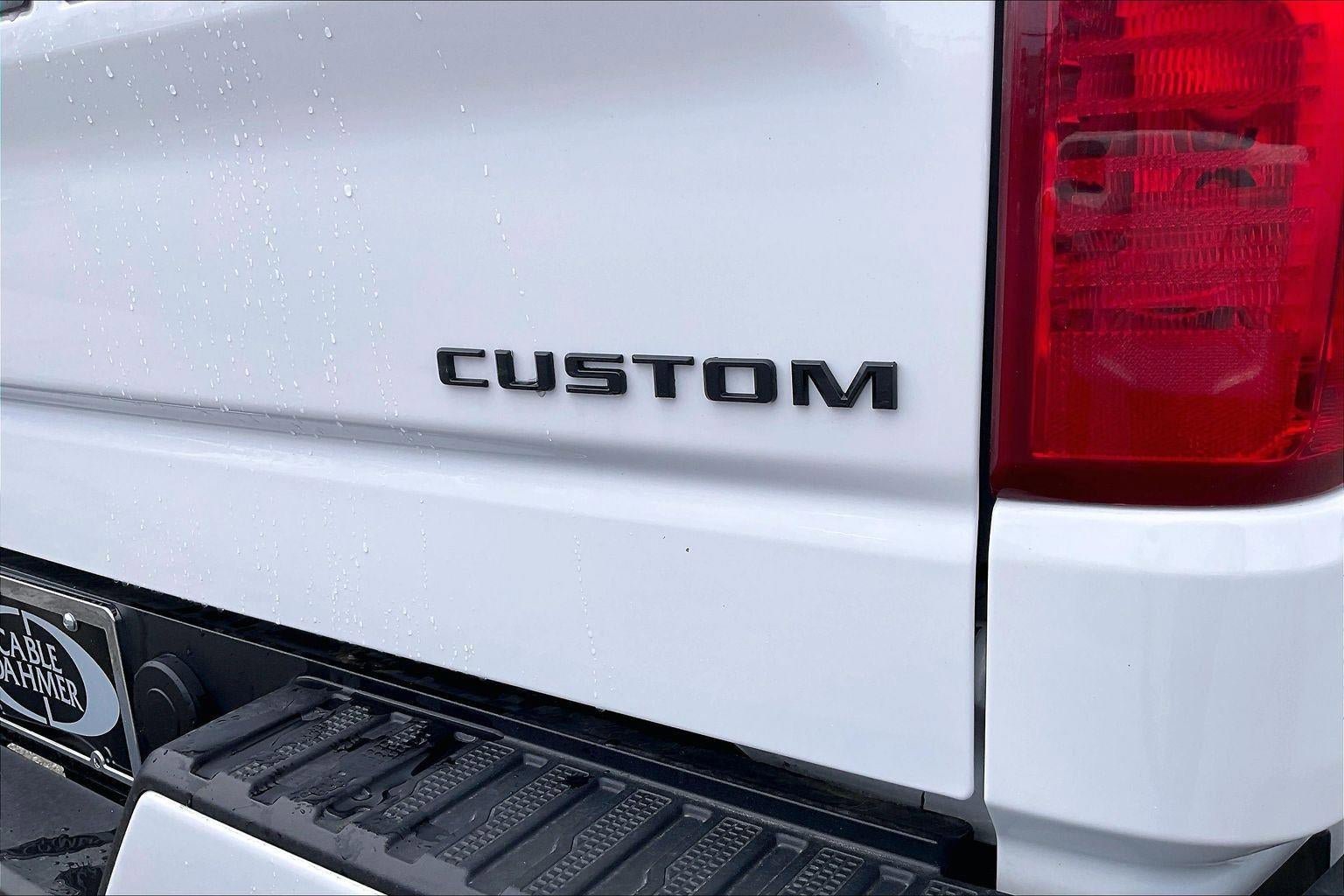 Used 2025 Chevrolet Silverado 1500 Custom image 8
