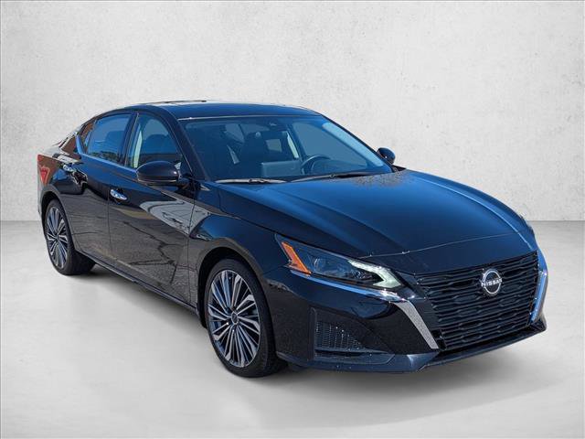 Used 2024 Nissan Altima 2.5 SL image 3