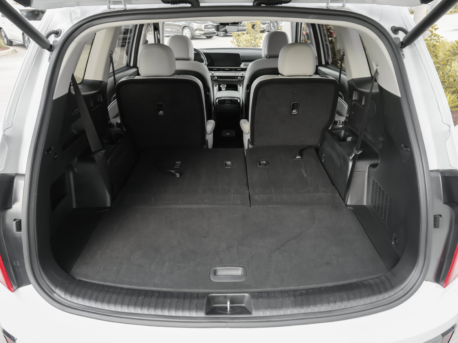 Used 2025 Kia Telluride S FWD image 42
