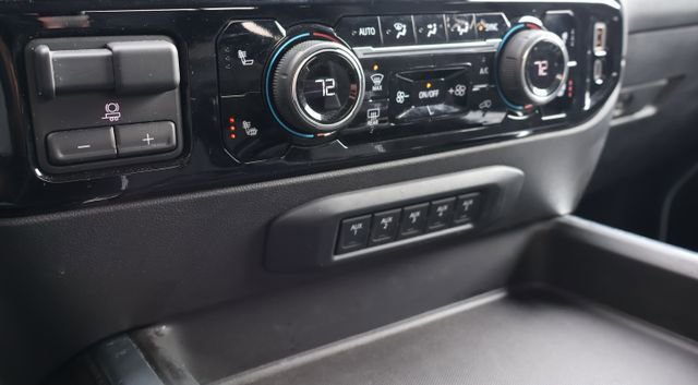 Used 2025 Chevrolet Silverado 2500 LT w/ Convenience Package AWD/4WD image 26