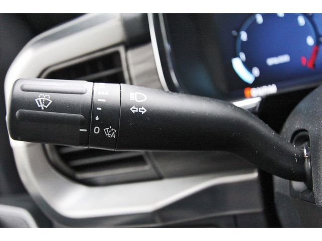 Used 2024 Ford F150 Lariat w/ FX4 Off-Road Package image 11