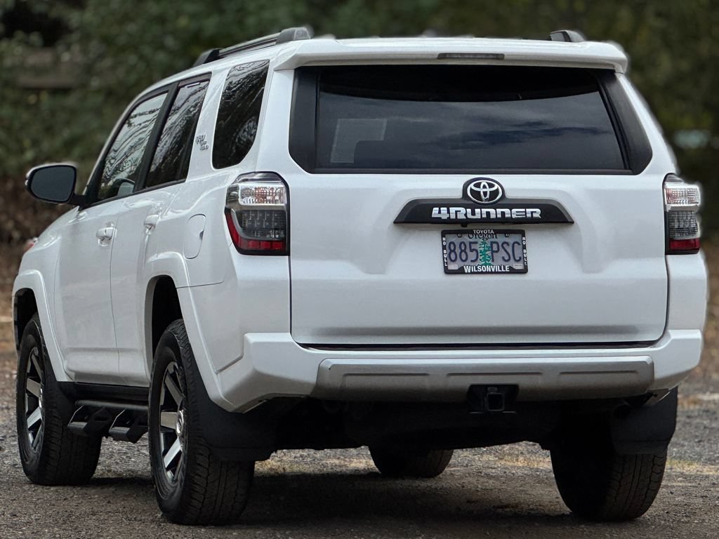 Used 2024 Toyota 4Runner TRD Off-Road Premium AWD/4WD image 5