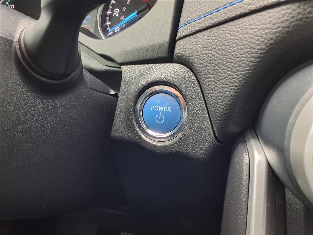 Used 2022 Toyota RAV4 SE w/ Convenience Package image 11