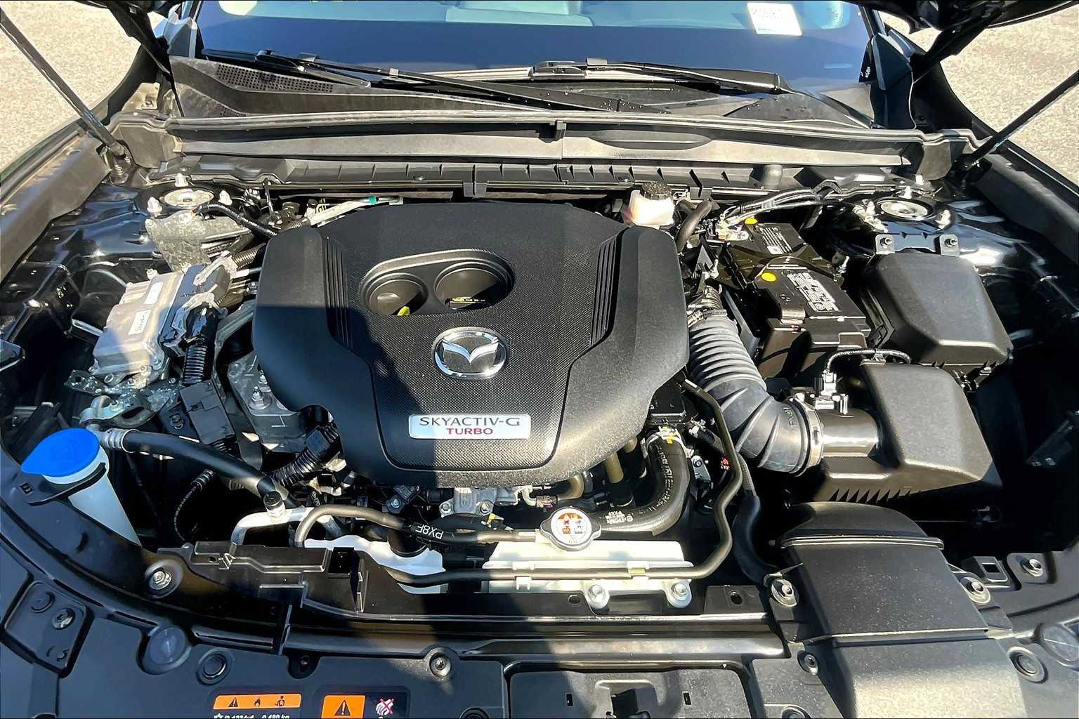 Used 2024 MAZDA CX-50 AWD 2.5 Turbo w/ Cargo Package image 31