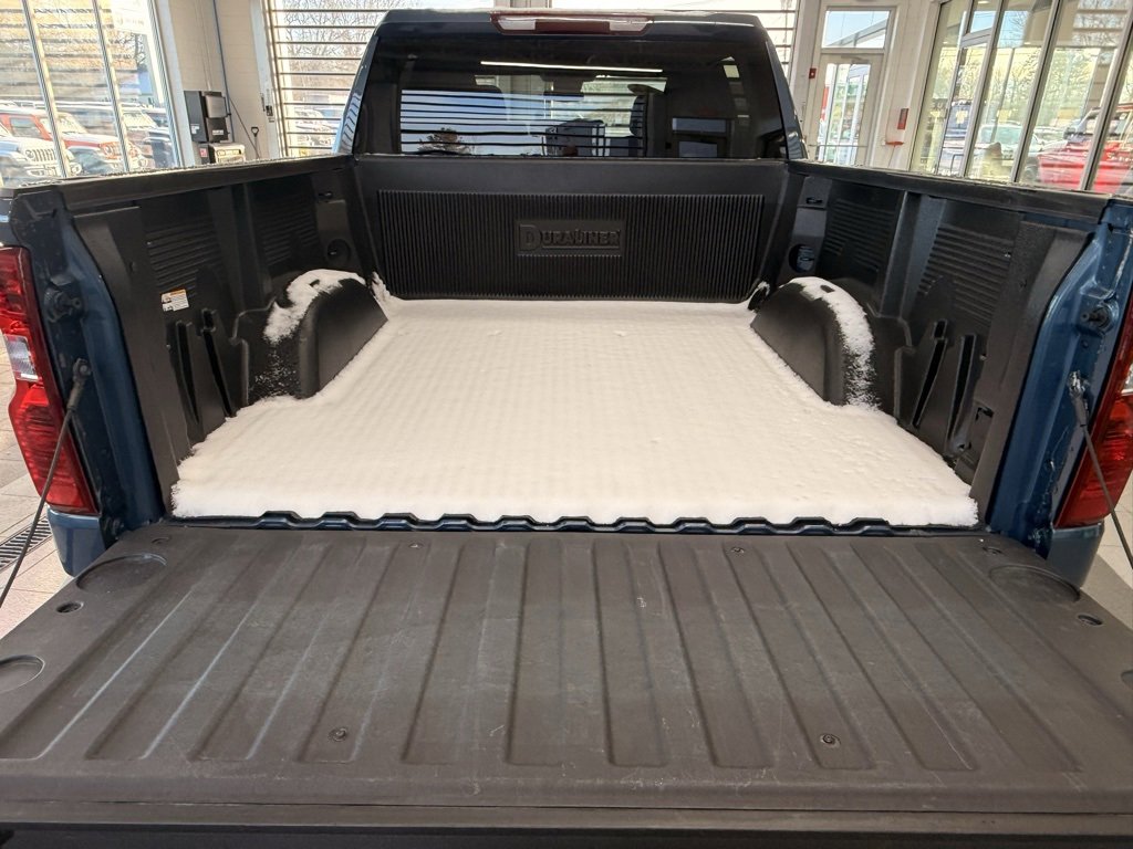 Used 2024 Chevrolet Silverado 1500 LT image 13